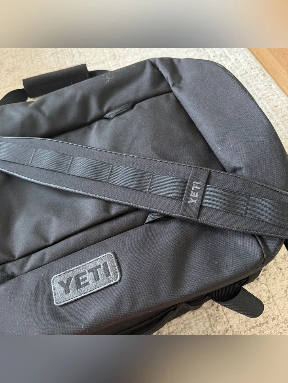 YETI Crossroads 40L Bag Duffel Bag black
